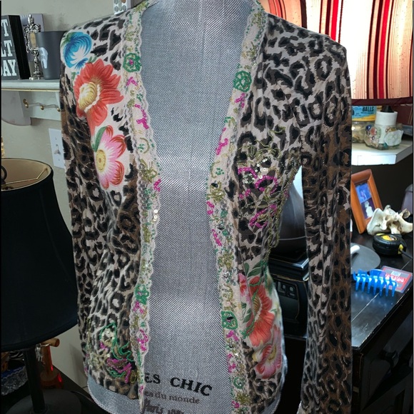 Charlotte Tarantola Sweaters - 💞CHARLOTTE TARANTOLA💕Floral beaded Cardigan💙